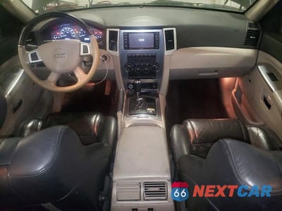 Zdjęcie 8 z 13 samochodu: 2010 JEEP GRAND CHEROKEE LIMITED VIN:1J4RR5GT0AC141929 - miniatura