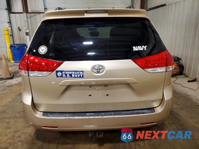 Zdjęcie 6 z 13 samochodu: 2011 TOYOTA SIENNA XLE 8-PASSENGER VIN:5TDYK3DC5BS043512 - miniatura