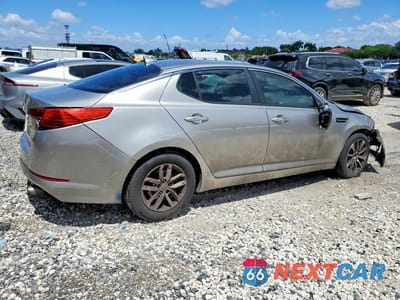 Trzecie zdjęcie samochodu z tyłu: 2013 KIA OPTIMA LX VIN:KNAGM4A70D5396362 - miniatura