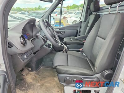 Zdjęcie 7 z 14 samochodu: 2023 MERCEDES BENZ SPRINTER 2500 DELIVERY VAN VIN:W1Y40CHY8PT131355 - miniatura