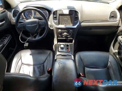 Zdjęcie 8 z 12 samochodu: 2015 CHRYSLER 300 LIMITED VIN:2C3CCAAG8FH841935 - miniatura