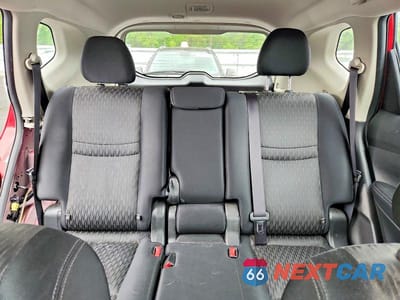Zdjęcie 10 z 14 samochodu: 2017 NISSAN ROGUE S VIN:JN8AT2MV2HW275962 - miniatura