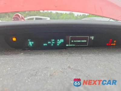 Zdjęcie 9 z 12 samochodu: 2011 TOYOTA PRIUS TWO VIN:JTDKN3DU8B1379139 - miniatura