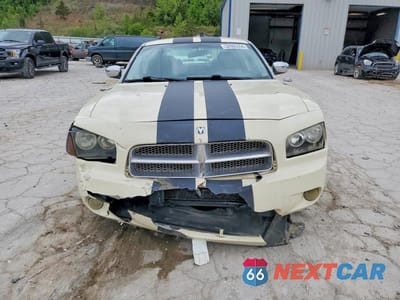 Piąte zdjęcie samochodu w środku: 2008 DODGE CHARGER SXT VIN:2B3KA33G18H334434 - miniatura