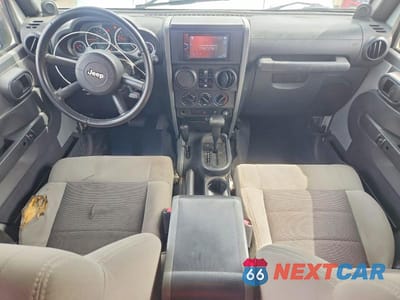 Zdjęcie 8 z 13 samochodu: 2010 JEEP WRANGLER UNLIMITED SPORT VIN:1J4HA3H14AL224672 - miniatura