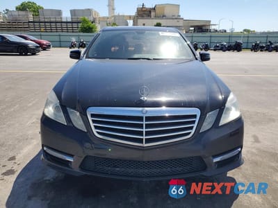 Piąte zdjęcie samochodu w środku: 2012 MERCEDES-BENZ E 350 VIN:WDDHF5KB9CA646686 - miniatura