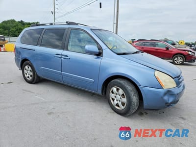 Czwarte zdjęcie samochodu z boku: 2008 KIA SEDONA EX VIN:KNDMB233486255420 - miniatura