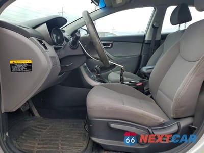 Zdjęcie 7 z 12 samochodu: 2015 HYUNDAI ELANTRA SE VIN:KMHDH4AE4FU352829 - miniatura