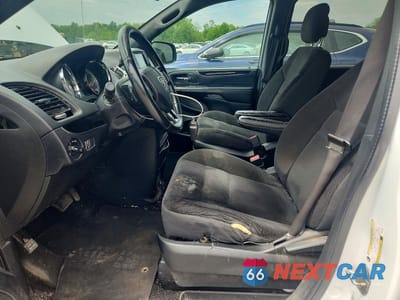Zdjęcie 7 z 13 samochodu: 2018 DODGE GRAND CARAVAN SE VIN:2C4RDGBG9JR201353 - miniatura