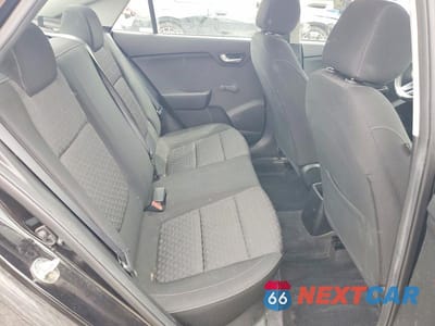 Zdjęcie 10 z 12 samochodu: 2018 KIA RIO LX VIN:3KPA24AB9JE058946 - miniatura