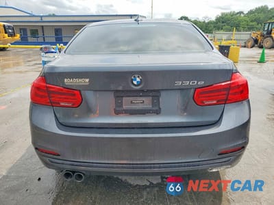 Zdjęcie 6 z 12 samochodu: 2018 BMW 330E VIN:WBA8E1C51JA178235 - miniatura
