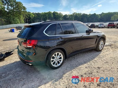 Trzecie zdjęcie samochodu z tyłu: 2016 BMW X5 XDR40E VIN:5UXKT0C5XG0S76699 - miniatura