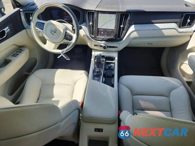 Zdjęcie 8 z 14 samochodu: 2025 VOLVO XC60 PLUS VIN:YV4H60RC6S1070319 - miniatura