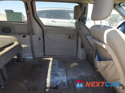 Zdjęcie 10 z 12 samochodu: 2006 DODGE GRAND CARAVAN SE VIN:1D4GP24R46B699129 - miniatura