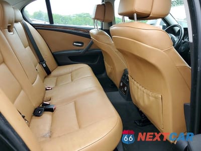 Zdjęcie 10 z 12 samochodu: 2008 BMW 528 I VIN:WBANU535X8C116781 - miniatura