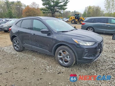 Czwarte zdjęcie samochodu z boku: 2025 FORD ESCAPE ST LINE VIN:1FMCU9MN9SUA84449 - miniatura