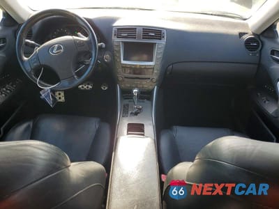 Zdjęcie 8 z 12 samochodu: 2006 LEXUS IS 350 VIN:JTHBE262165009489 - miniatura