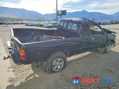 Trzecie zdjęcie samochodu z tyłu: 1998 TOYOTA TACOMA VIN:4TAWN72N4WZ157415 - miniatura