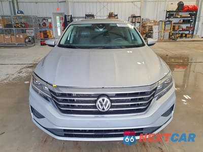 Piąte zdjęcie samochodu w środku: 2021 VOLKSWAGEN PASSAT SE VIN:1VWSA7A38MC001728 - miniatura