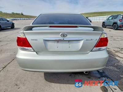 Zdjęcie 6 z 13 samochodu: 2005 TOYOTA CAMRY LE VIN:4T1BE32K55U031959 - miniatura