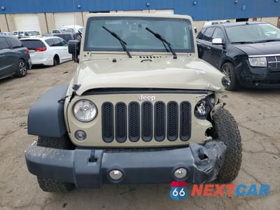 Piąte zdjęcie samochodu w środku: 2018 JEEP WRANGLER UNLIMITED SPORT VIN:1C4BJWDG5JL911523 - miniatura