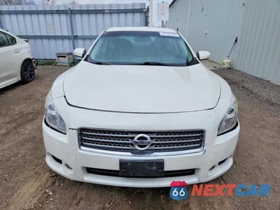 Piąte zdjęcie samochodu w środku: 2010 NISSAN MAXIMA 3.5 S VIN:1N4AA5AP5AC833129 - miniatura