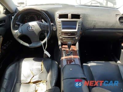 Zdjęcie 8 z 12 samochodu: 2006 LEXUS IS 250 VIN:JTHBK262562019453 - miniatura