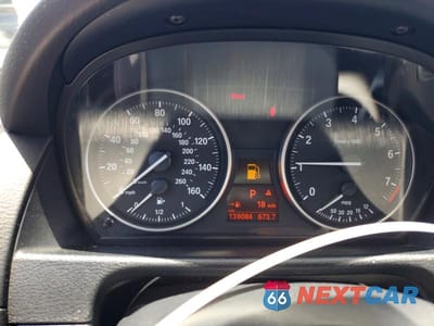 Zdjęcie 9 z 12 samochodu: 2013 BMW X1 SDRIVE28I VIN:WBAVM1C54DVW44999 - miniatura