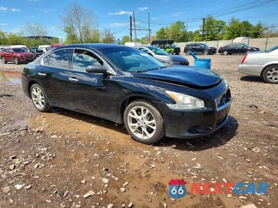Czwarte zdjęcie samochodu z boku: 2014 NISSAN MAXIMA 3.5 S VIN:1N4AA5AP4EC464513 - miniatura