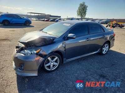 2012 TOYOTA COROLLA S 2T1BU4EE8CC900373 - główne zdjęcie licytacji z USA - miniatura