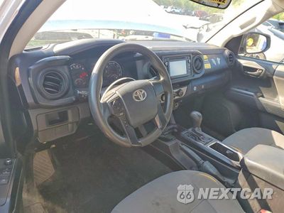 Zdjęcie 8 z 12 samochodu: 2016 TOYOTA TACOMA SR VIN:5TFRX5GN6GX058097 - miniatura