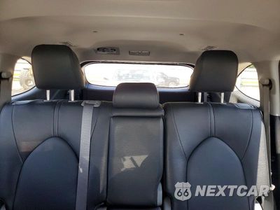 Zdjęcie 10 z 14 samochodu: 2022 TOYOTA HIGHLANDER LE VIN:5TDZZRAH4NS555656 - miniatura