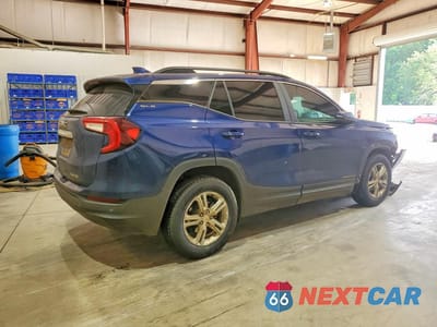 Trzecie zdjęcie samochodu z tyłu: 2022 GMC TERRAIN SLE VIN:3GKALMEV3NL217550 - miniatura
