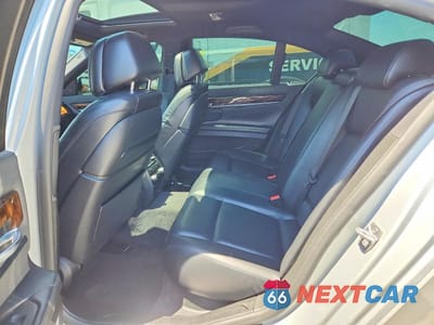 Zdjęcie 10 z 12 samochodu: 2013 BMW 750 I VIN:WBAYA8C50DC996858 - miniatura