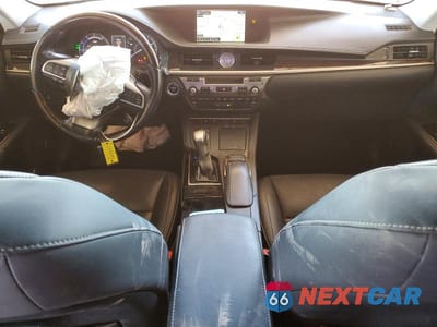Zdjęcie 8 z 13 samochodu: 2016 LEXUS ES 300H VIN:JTHBW1GG1G2108687 - miniatura