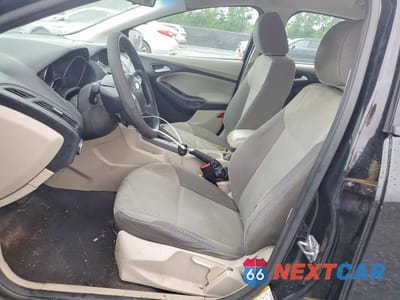 Zdjęcie 7 z 12 samochodu: 2014 FORD FOCUS SE VIN:1FADP3F2XEL251322 - miniatura