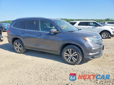 Czwarte zdjęcie samochodu z boku: 2017 HONDA PILOT EXL VIN:5FNYF6H52HB098188 - miniatura