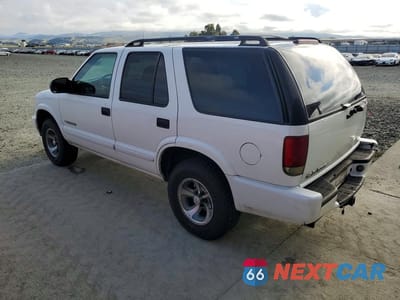 Drugie zdjęcie samochodu z przodu: 2004 CHEV BLAZER VIN:1GNCS13X74K157628 - miniatura