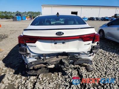 Zdjęcie 6 z 13 samochodu: 2021 KIA FORTE GT LINE VIN:3KPF34AD3ME270699 - miniatura