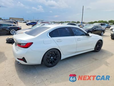 Trzecie zdjęcie samochodu z tyłu: 2019 BMW 330I VIN:WBA5R1C53KAK08165 - miniatura