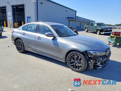 Czwarte zdjęcie samochodu z boku: 2025 BMW 330I VIN:3MW69CW07S8F24311 - miniatura