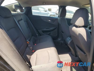 Zdjęcie 10 z 12 samochodu: 2018 CHEVROLET MALIBU LS VIN:1G1ZB5ST1JF278077 - miniatura