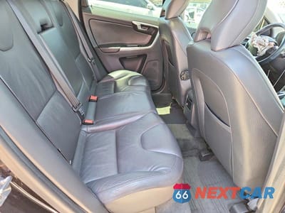 Zdjęcie 10 z 12 samochodu: 2014 VOLVO XC60 3.2 VIN:YV4952DL9E2544157 - miniatura
