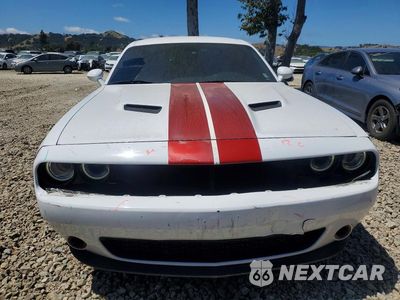 Piąte zdjęcie samochodu w środku: 2015 DODGE CHALLENGER SXT VIN:2C3CDZAGXFH788778 - miniatura