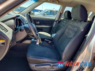 Zdjęcie 7 z 12 samochodu: 2013 KIA SOUL + VIN:KNDJT2A68D7577141 - miniatura