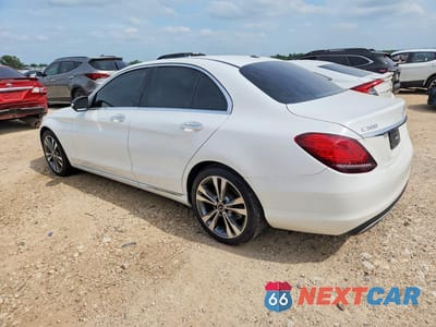 Drugie zdjęcie samochodu z przodu: 2019 MERCEDES-BENZ C 300 VIN:55SWF8DB0KU285014 - miniatura