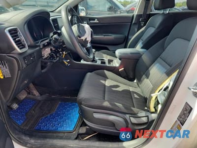 Zdjęcie 7 z 13 samochodu: 2020 KIA SPORTAGE LX VIN:KNDPMCAC9L7670395 - miniatura