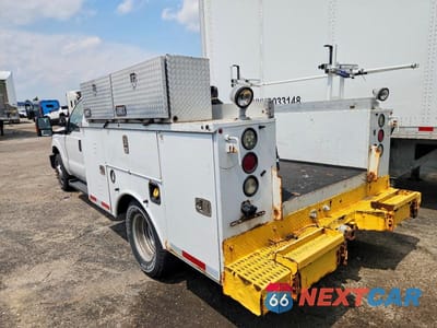 Trzecie zdjęcie samochodu z tyłu: 2013 FORD F350 SUPER DUTY VIN:1FD8X3G6XDEB46596 - miniatura