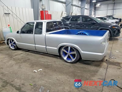 Drugie zdjęcie samochodu z przodu: 1995 CHEVROLET S 10 VIN:1GCCS1948S8126369 - miniatura