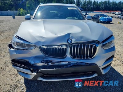 Piąte zdjęcie samochodu w środku: 2021 BMW X3 XDRIVE30E VIN:5UXTS1C08M9F53930 - miniatura